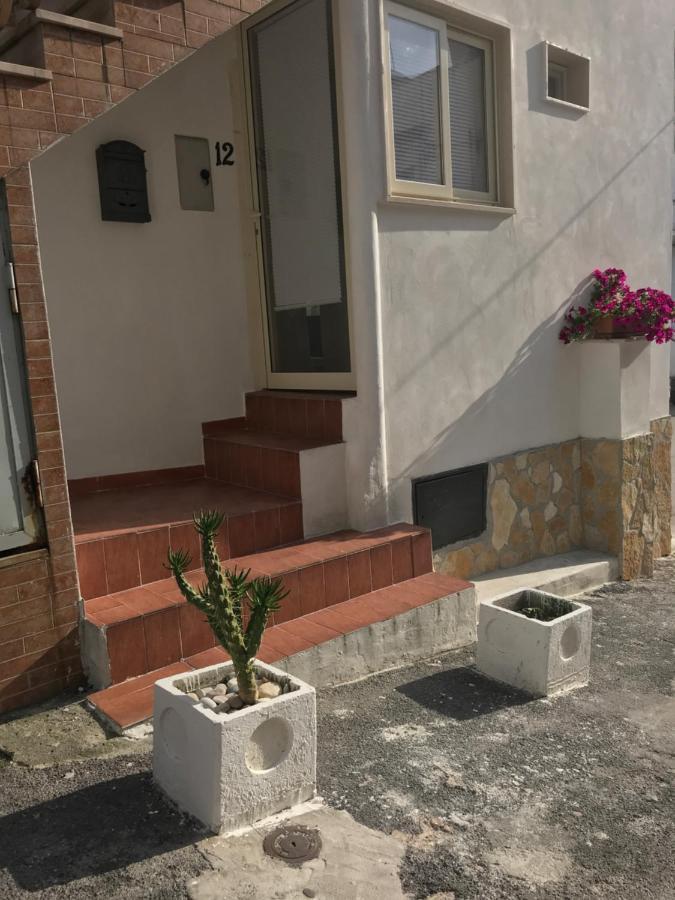 Casa Vacanze Flora Peschici Zewnętrze zdjęcie